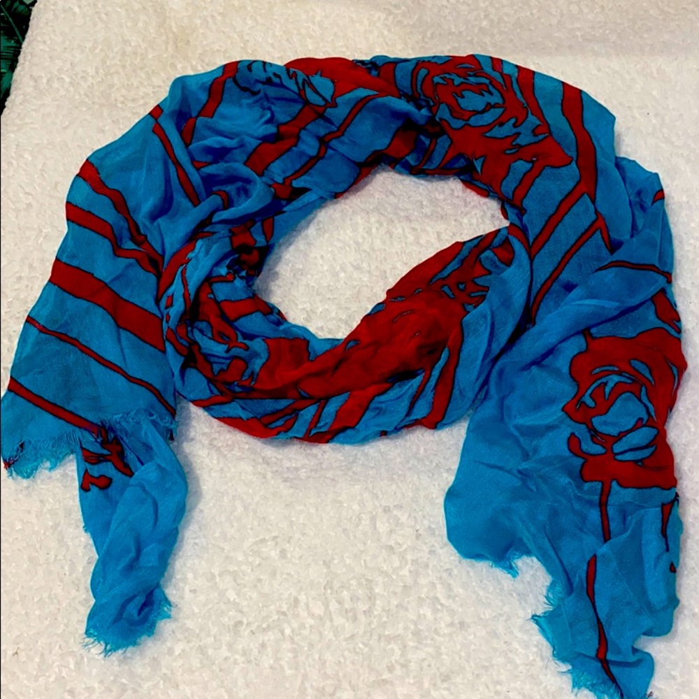 Beautiful scarf